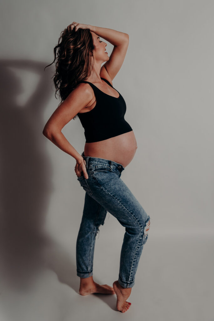 Sarasota maternity photographer Angela Moon, moody studio session with Jess and her family