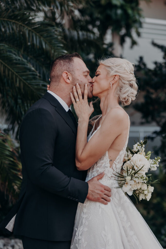 Golden hour wedding portraits on Longboat Key (26)