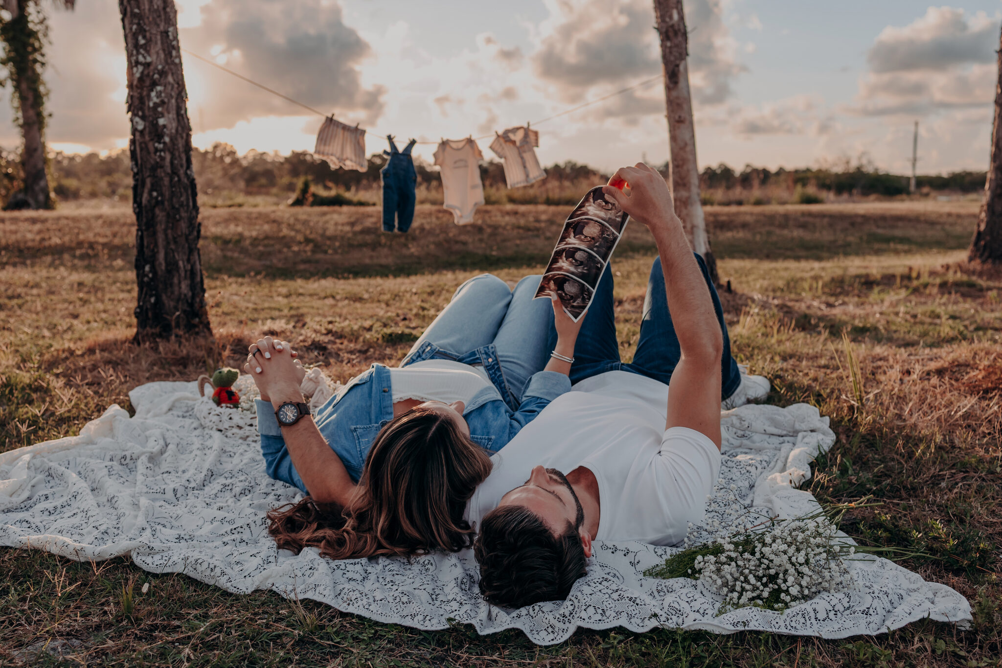 Sarasota pregnancy announcement photographer Angela Moon